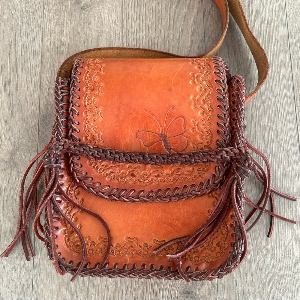 🦋VINTAGE unique leather purse